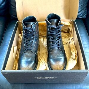 Frye Boots Men’s Brand new in box.